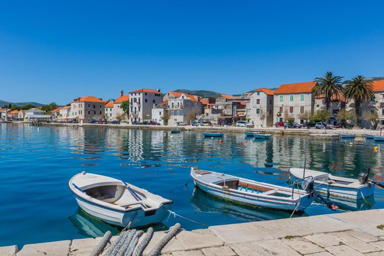 Kaštela Seafront Apartments Karlo מראה חיצוני תמונה